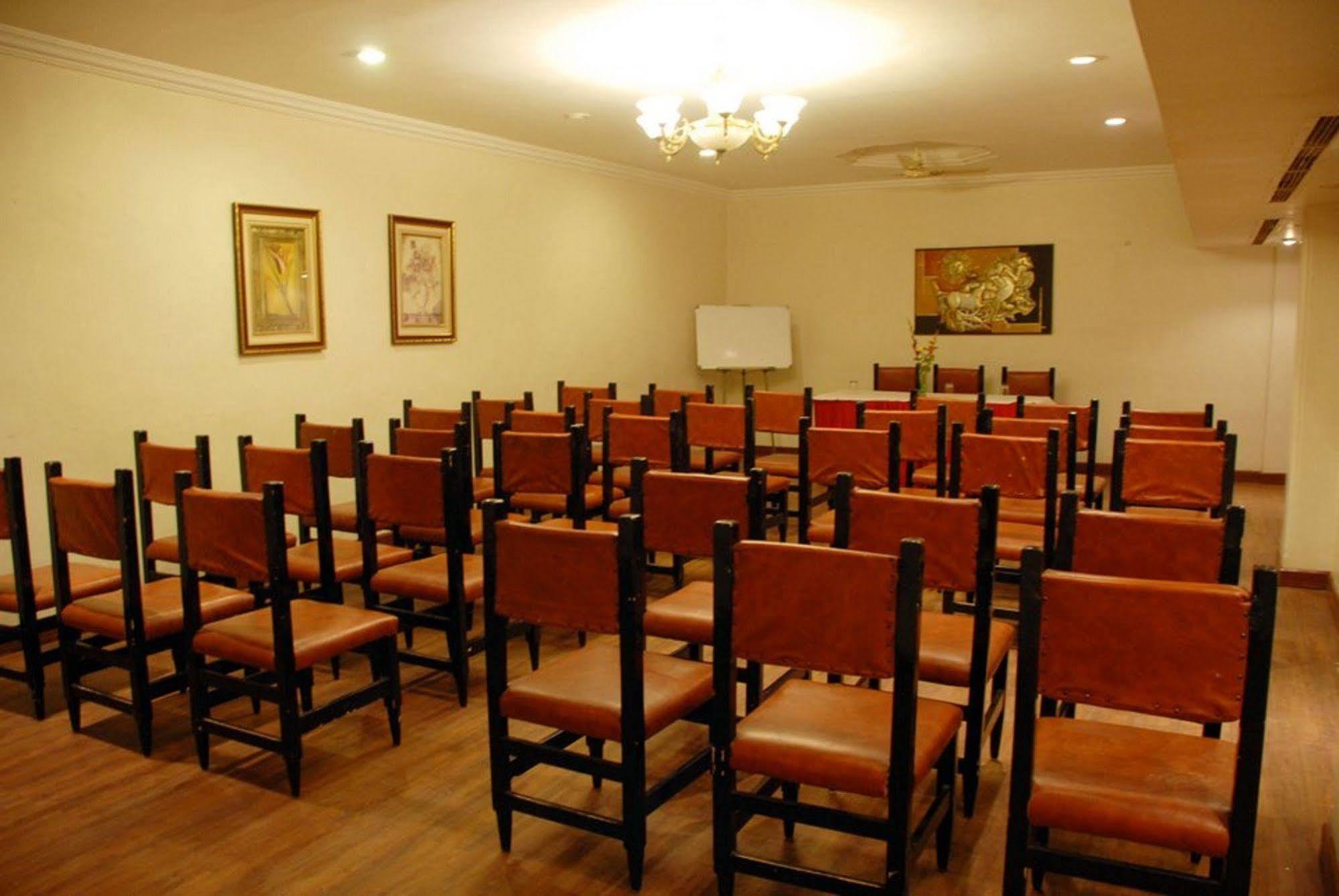 Amarpreet, Chhatrapati Sambhajinagar - Am Hotel Kollection Aurangabad  Eksteriør billede